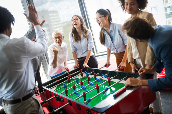 TOP 10 EMPLOYEE ENGAGEMENT GAMES TO PLAY WITH YOUR TEAM